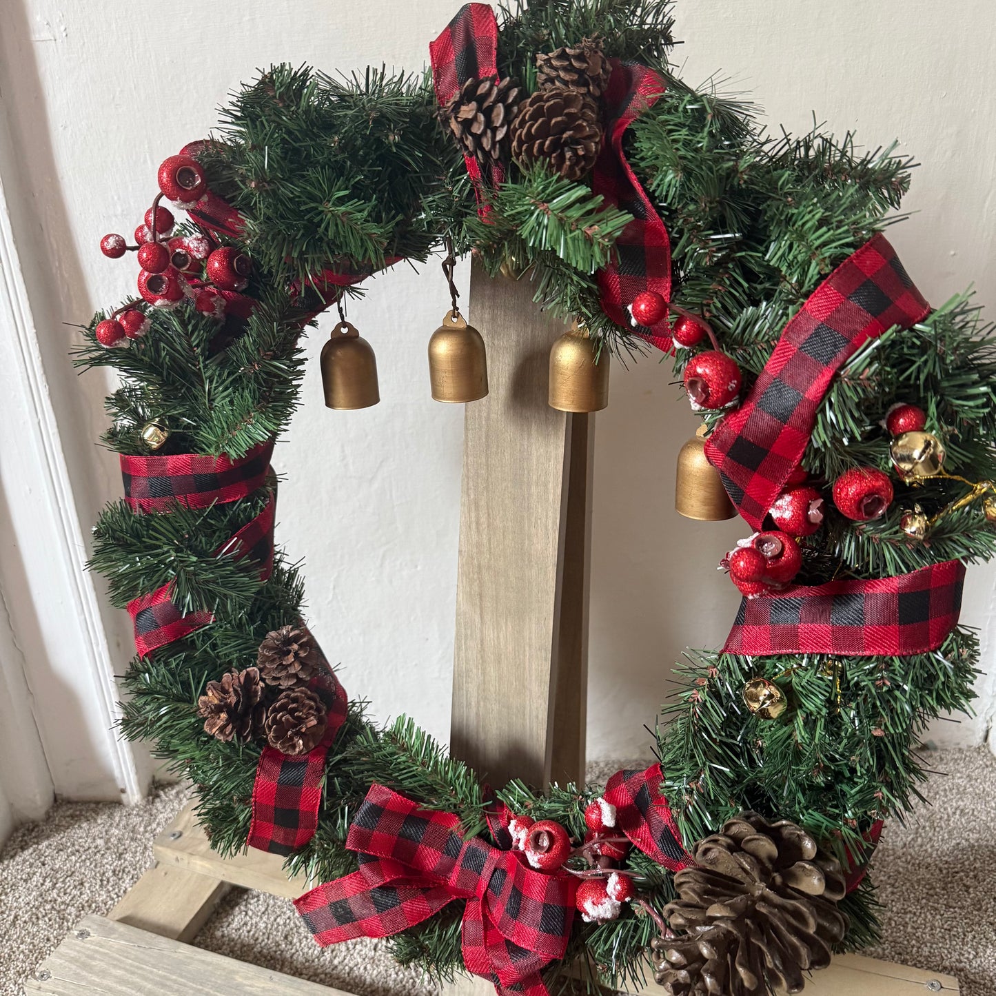 20” Rustic Noel Wreath